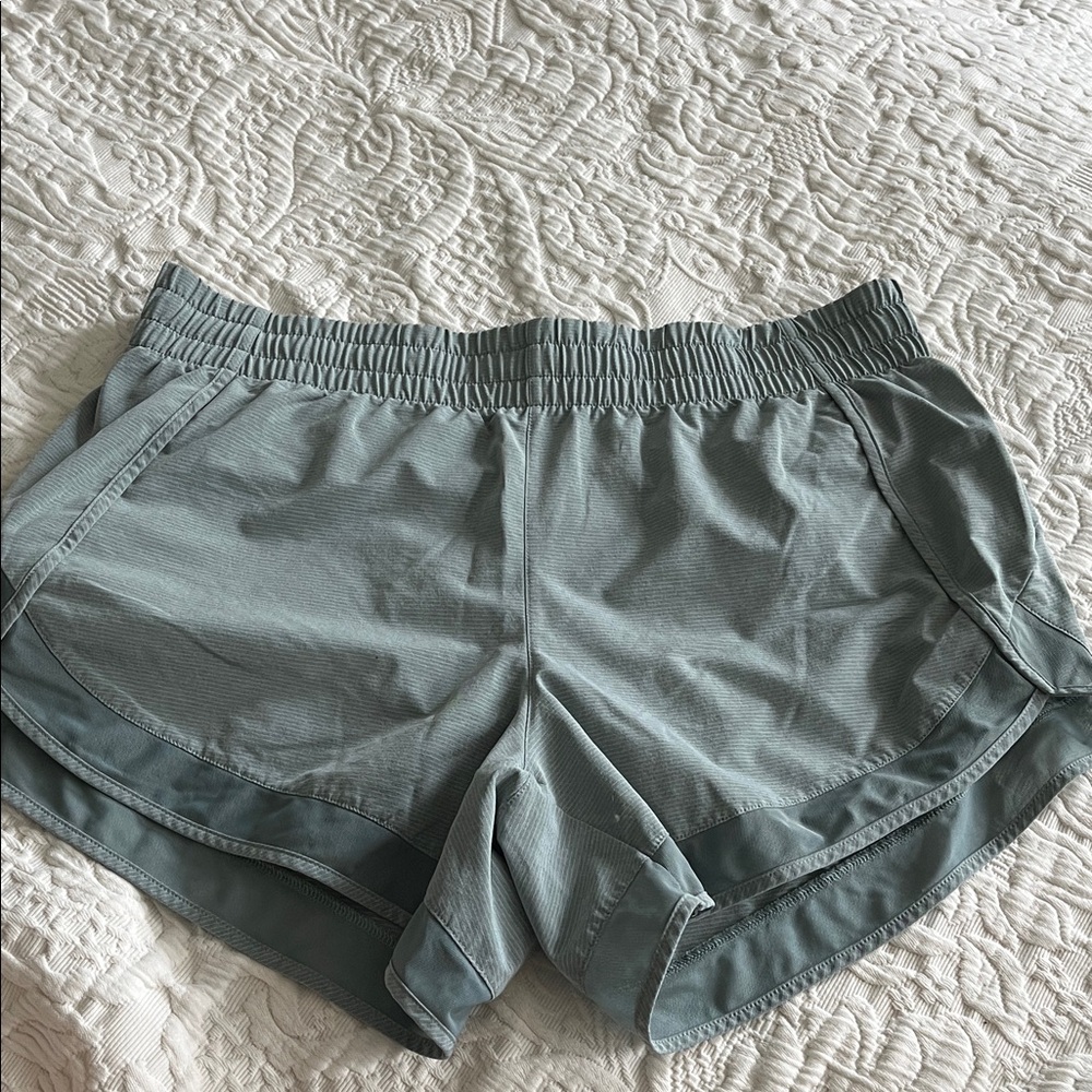 Women's Athleta Shorts